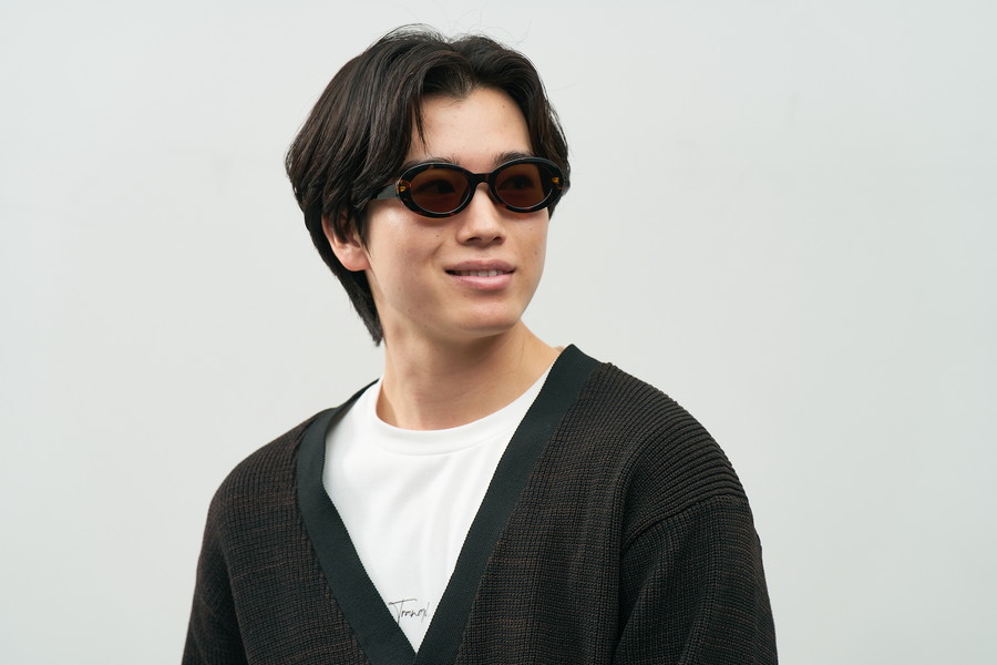 SUNCUTGlasses/UV100%CUT