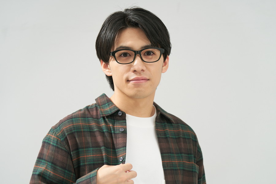 ベーシックで使いやすいウェリントン型