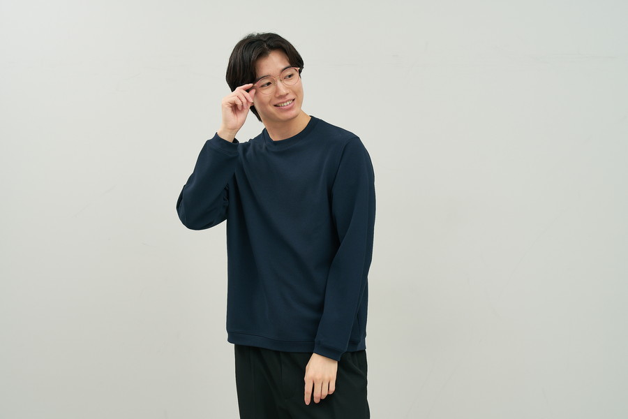 華やかさのあるボストン型チタンフレーム