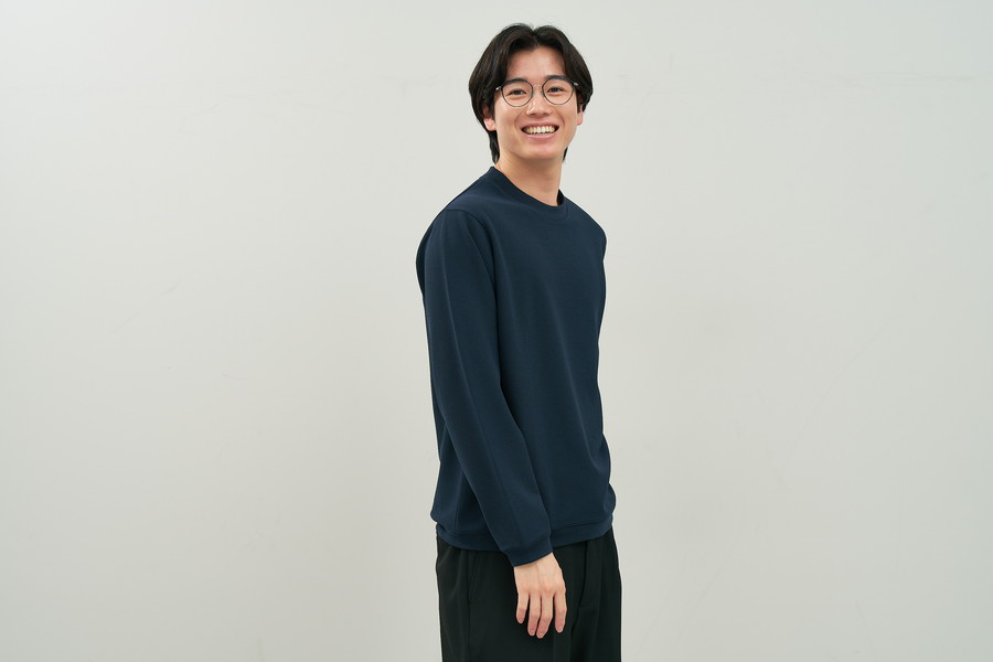 華やかさのあるボストン型チタンフレーム