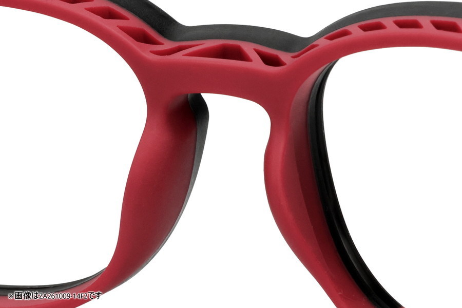 寝転んでも壊れにくいメガネ]耐久性に優れたウェリントン型フレーム