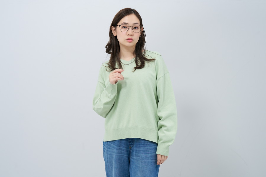すっきりとした顔馴染みの良いウェリントン型[中顔面短縮みえメガネ