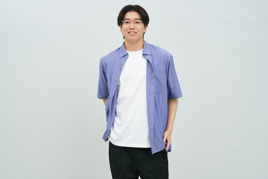 上品でフェミニンな印象のボストン型[鼻高みえメガネ][中顔面短縮みえ