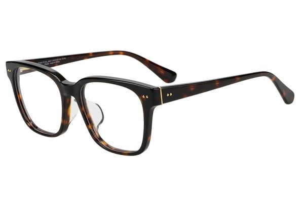 レトロで高級感のあるウェリントン型(一部店舗限定商品