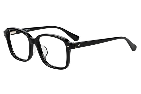 レトロで高級感のあるウェリントン型(一部店舗限定商品