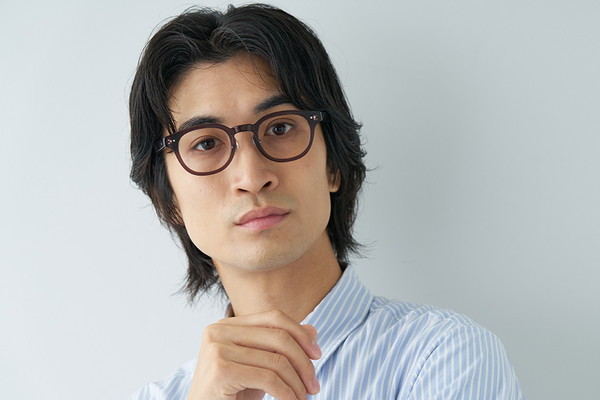 スペシャルプライス]多彩な表情を楽しめるプラスチックフレーム