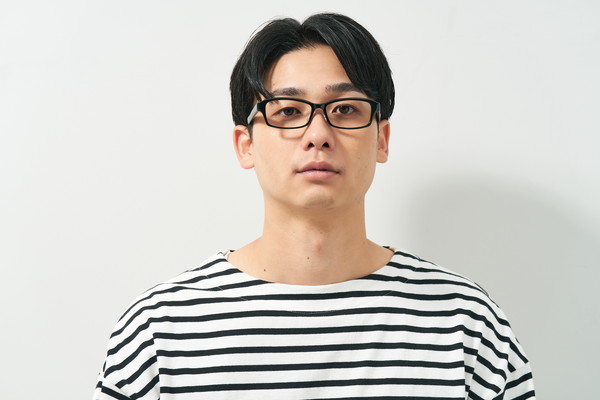 セール価格]カジュアルに使えるスクエアフレーム/STANDARD