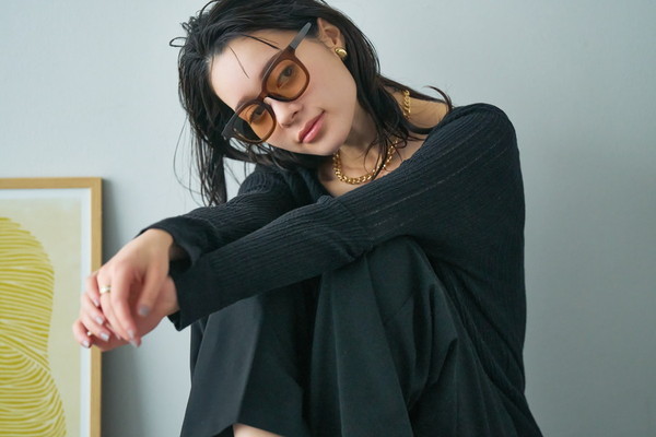 Chloé ラウンドサングラス ブラックレンズ　新品　最終値下げ早い者勝ち Chloe クロエ サングラス レディース ブランド アイウェア UV
