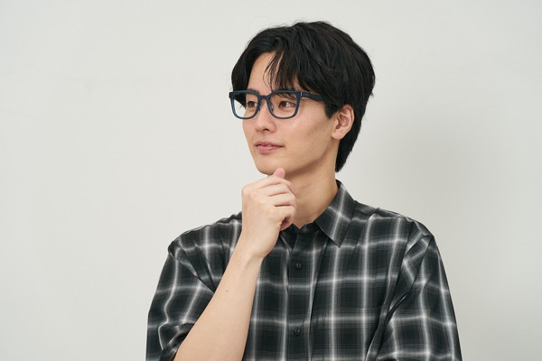 ASTROチャウヌ&ムンビンメガネクリーナー18×15 ASTROチャウヌ&ムンビンメガネクリーナー18×15 Amazon.co.jp: チャウヌ