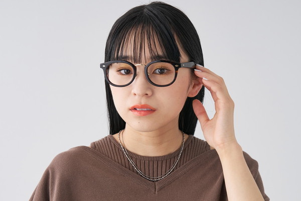 Zoff｜nanako「すっぴんでも可愛くなれるメガネ」ブラウン9500円で購入