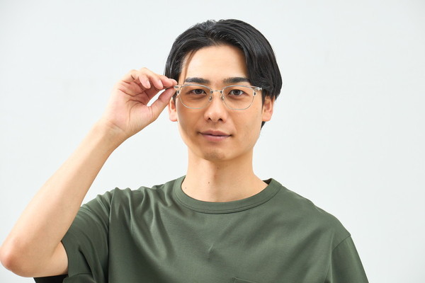 Zoff｜STUDIO SEVEN（ZF251005-00A1）｜メガネのZoffオンライン