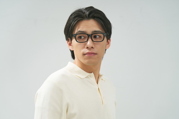 ベーシックで使いやすいウェリントン型（ZH251017-14E1