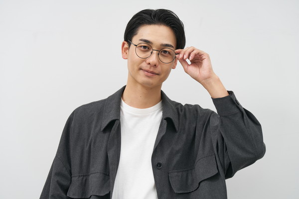 FASHION METAL[中顔面短縮みえメガネ]（ZL242001-14F1）｜メガネ