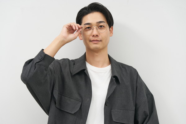 【zoff】中顔面短縮みえメガネ メタルフレーム Zoff 伊達メガネ メガネ 眼鏡 「中顔面短縮みえメガネ」Zoff