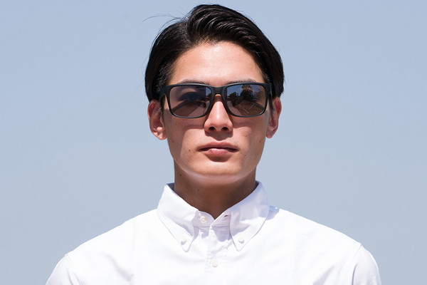 スペシャルプライス]SPORTY SUNGLASSES(ミラーレンズ搭載