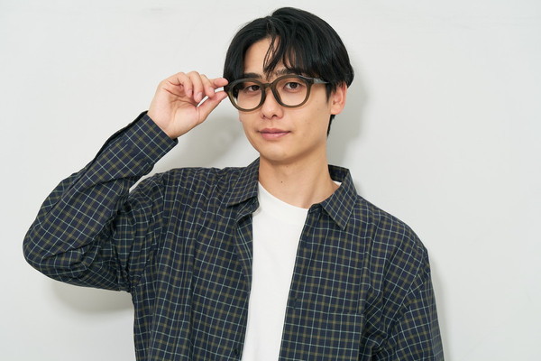 あるふぁ様2台分 四角コイルセーフティコードHisquare® | トップ工業株式会社