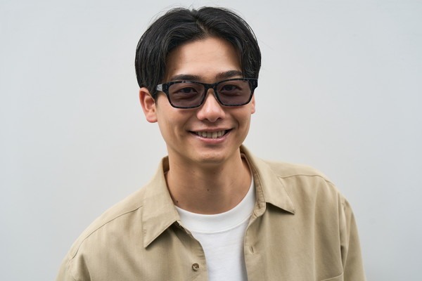TREND SUNGLASSES(ZN241G17-19A2)|メガネのZoffオンライン TREND SUNGLASSES(ZN241G17-19A2)|メガネのZoffオンライン