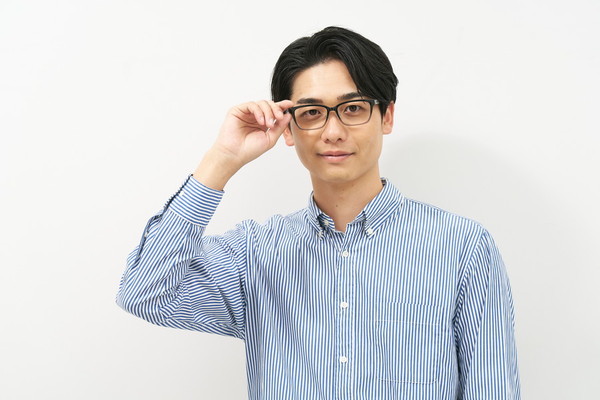 No.2138+メガネ　ONOFF【度数入り込み価格】 セール価格]STANDARD（ZT241008-64A1）｜メガネのZoffオンライン