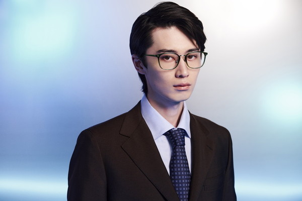 ファッション性の高いコンビネーションチタン（ZO251030-68A1