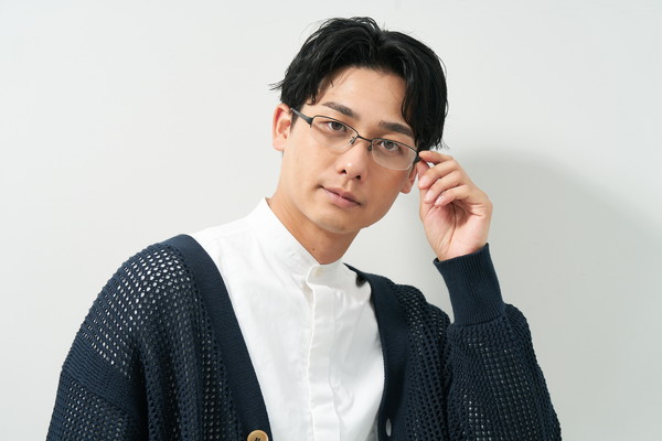 テンプルオブザ・サン★18Kメッキ サファイア マーキス カット セール価格]幅広い世代にむけたメタルフレーム/BASIC METAL