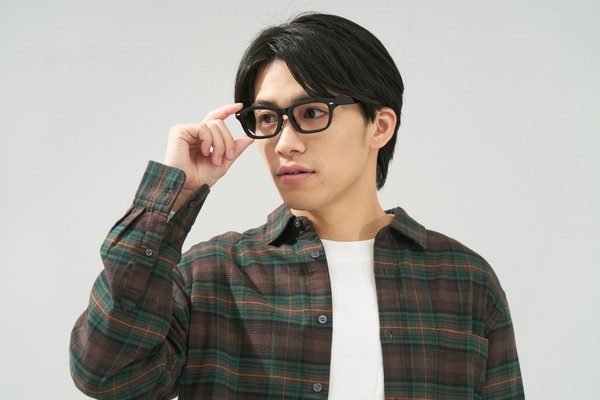 アウトレット価格]定番でクラシカルなウェリントン型(WEB