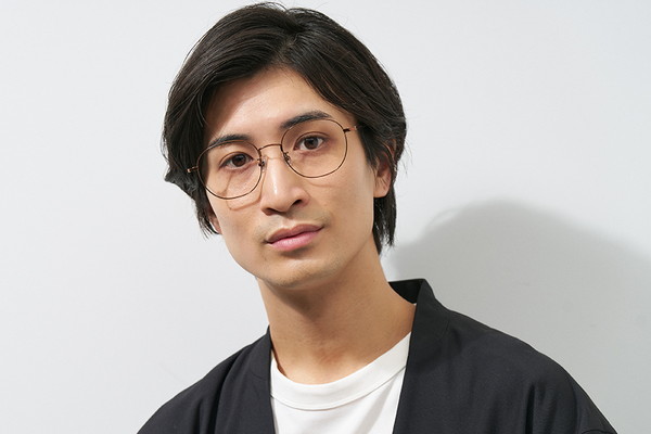 【LOEWE】ジオメトリック フレーム メガネ セール価格]やさしい印象のベーシックなメタルフレーム/WOMEN'S