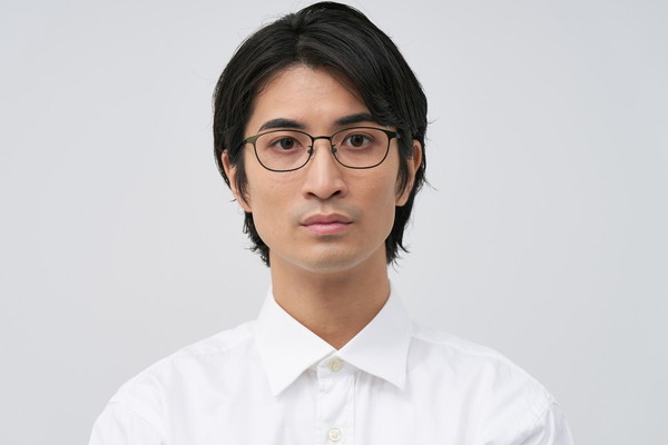 スペシャルプライス]自然な印象のウェリントンフレーム/SUPER LIGHT