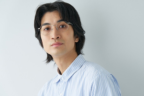 スペシャルプライス]ミニマルなデザインのボストンフレーム