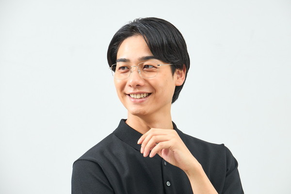 トレンド感のあるメタルフレーム/SKINNY METAL（ZY252004-15E1