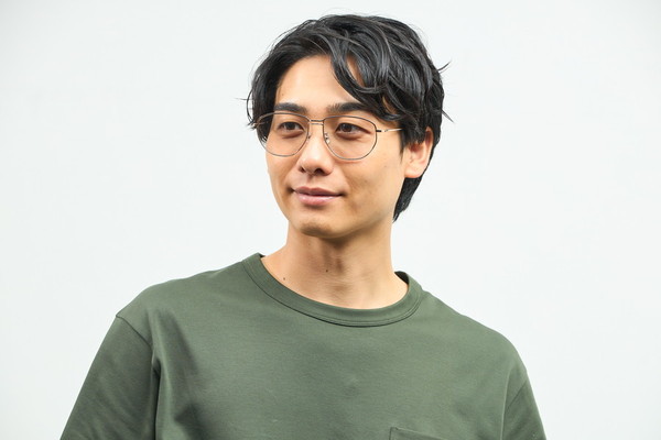 Zoff│takashi kumagai（ZY252G05-20E1）｜メガネのZoff