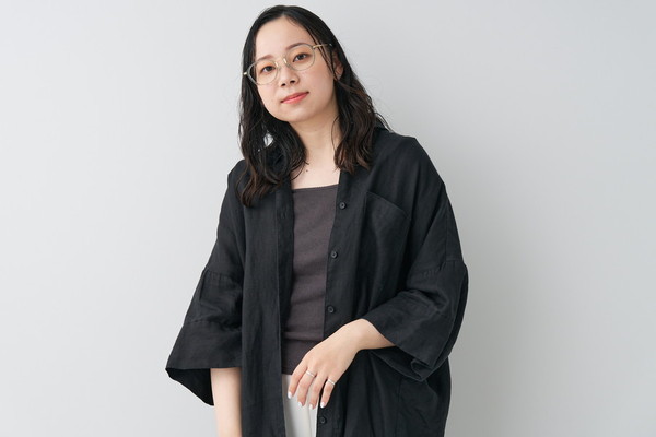 Elegante♡ブルゾン 黒 S スペシャルプライス]クラシカルな印象のラウンドフレーム/CLASSIC