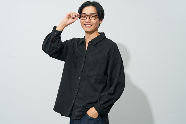 セール価格]軽量素材を使用したウェリントンメガネ（ZA251004-44A1