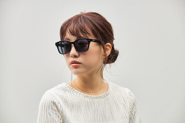 Zoff｜STUDIO SEVEN (WEB限定商品)(調光レンズ搭載)（ZA251G17