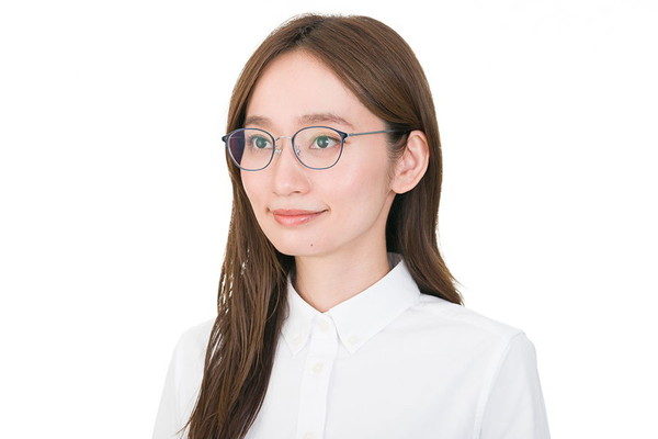 スペシャルプライス]知的で華やかさをプラスしてくれるメタルフレーム