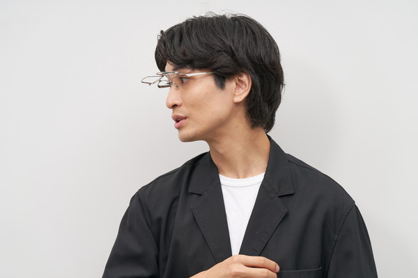 Begin特集商品]ビジネスシーンにおすすめのスクエアフレーム