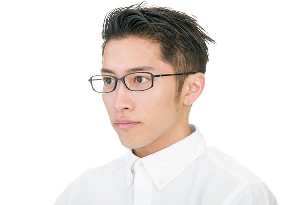 スペシャルプライス][Begin特集商品]軽くて壊れにくい Zoff