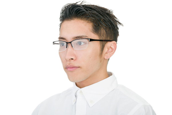 SETUP7 サングラス 紫外線に当たるとレンズカラーが変わる