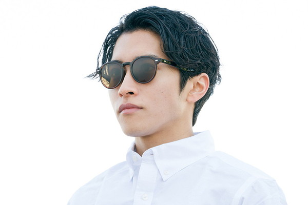 TREND SUNGLASSES/紫外線カット率99.9%以上（ZN211G01-43A1）｜メガネ