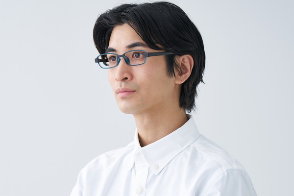 2.5 圧迫感の少ないスクエアフレーム/Zoff Reading(WEB限定商品