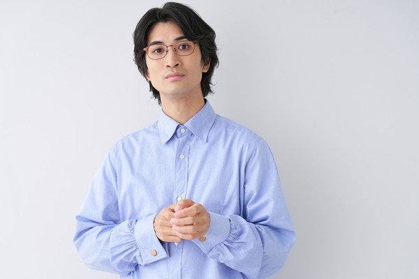 スペシャルプライス]自然な印象のウェリントンフレーム/SUPER LIGHT