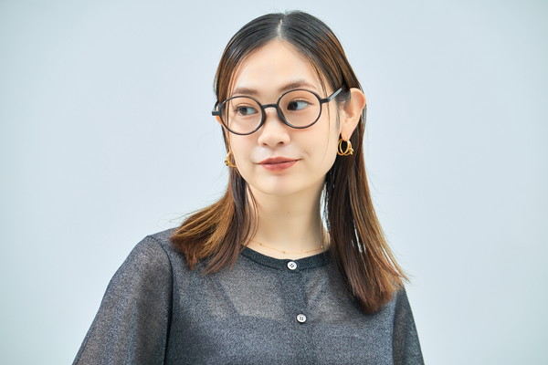 クラシックでレトロなラウンド型（ZA251038-44A1）｜メガネのZoff