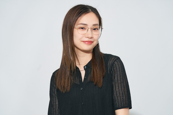 スペシャルプライス]幅広いシーンにおすすめのウェリントン型メガネ