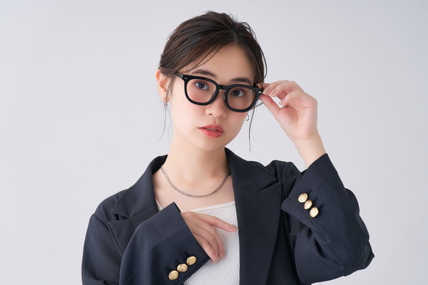 アウトレット価格]定番でクラシカルなウェリントン型(WEB