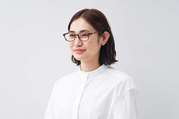 ＊ 美品⭐️familiar 160cm ＊ スペシャルプライス]シンプルなデザインのWOMEN'S BASIC（ZA231014