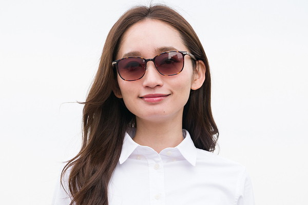 TREND SUNGLASSES/紫外線カット率99.9%以上 ZA201G01-49A1 ZA201G01_49A1】(サングラス UNISEX  ウエリントン ブラウン(デミ柄)) - メガネのZoffオンラインストア