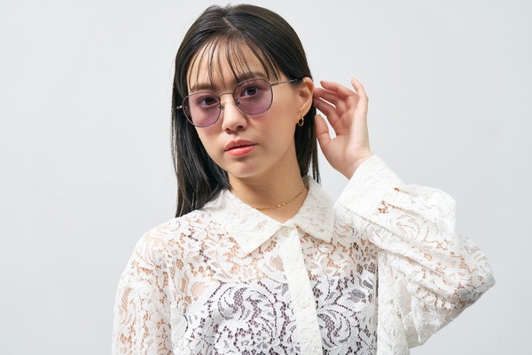 万能なウェリントン型サングラス(WEB限定商品)（ZY252G01-17E1
