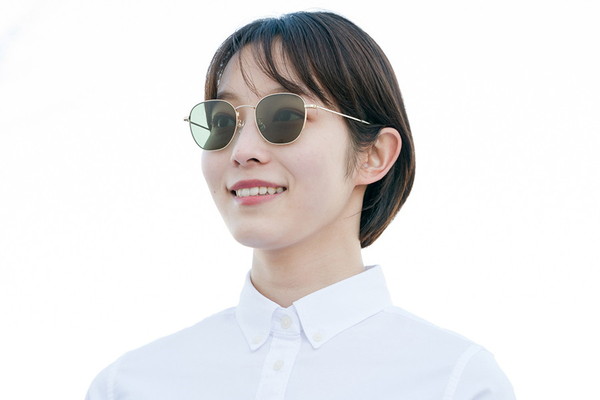 TREND SUNGLASSES/紫外線カット率99.9%以上 ZY212G07-56E1