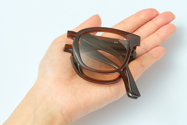 セール価格]折り畳みのできる機能性サングラス（ZN241G18-43A1