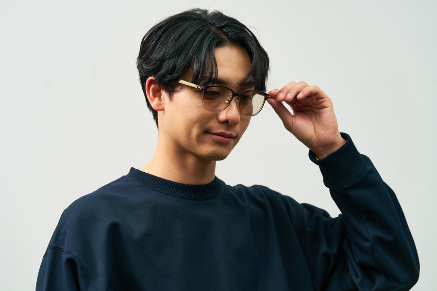 TREND SUNGLASSES/紫外線カット率99.9%以上