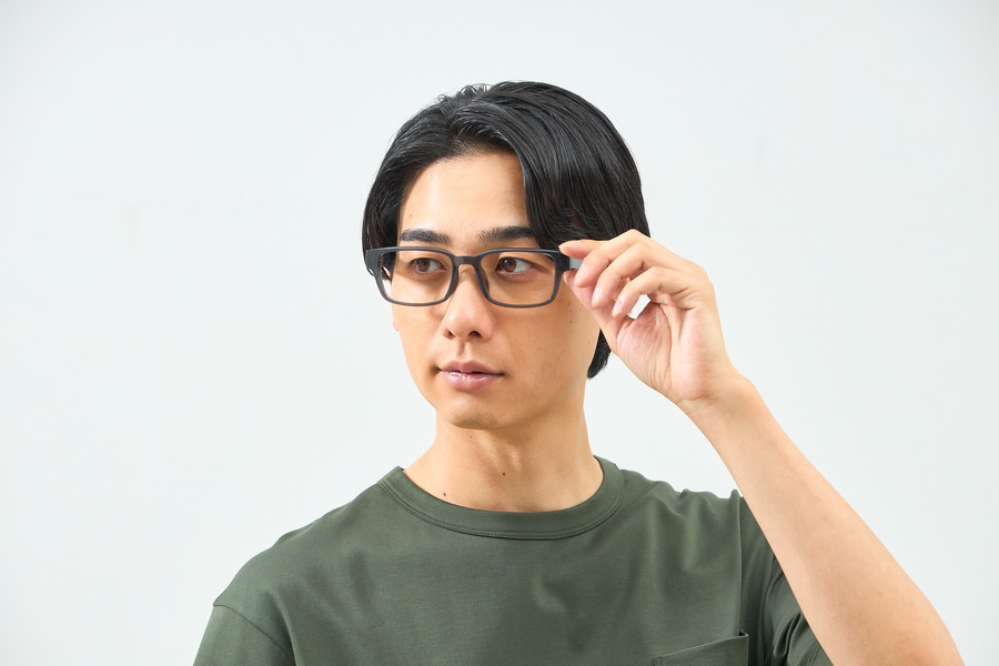 シンプルで1本は持っておきたいウェリントンフレーム/STANDARD